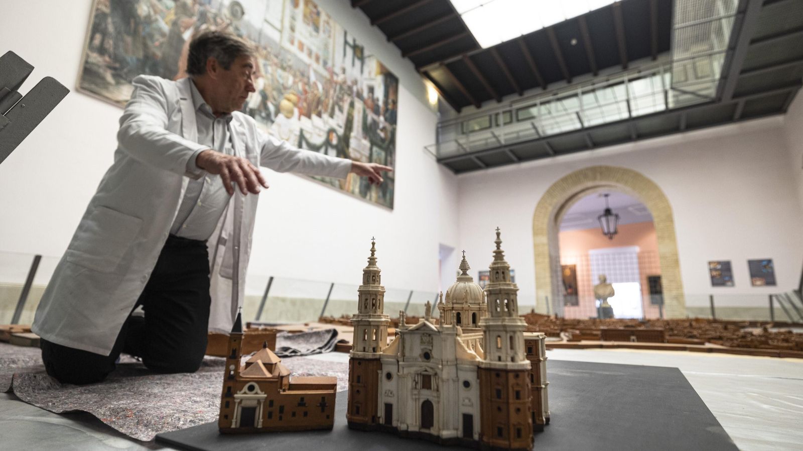 Juntas la Iglesia de San Antonio y la Catedral.