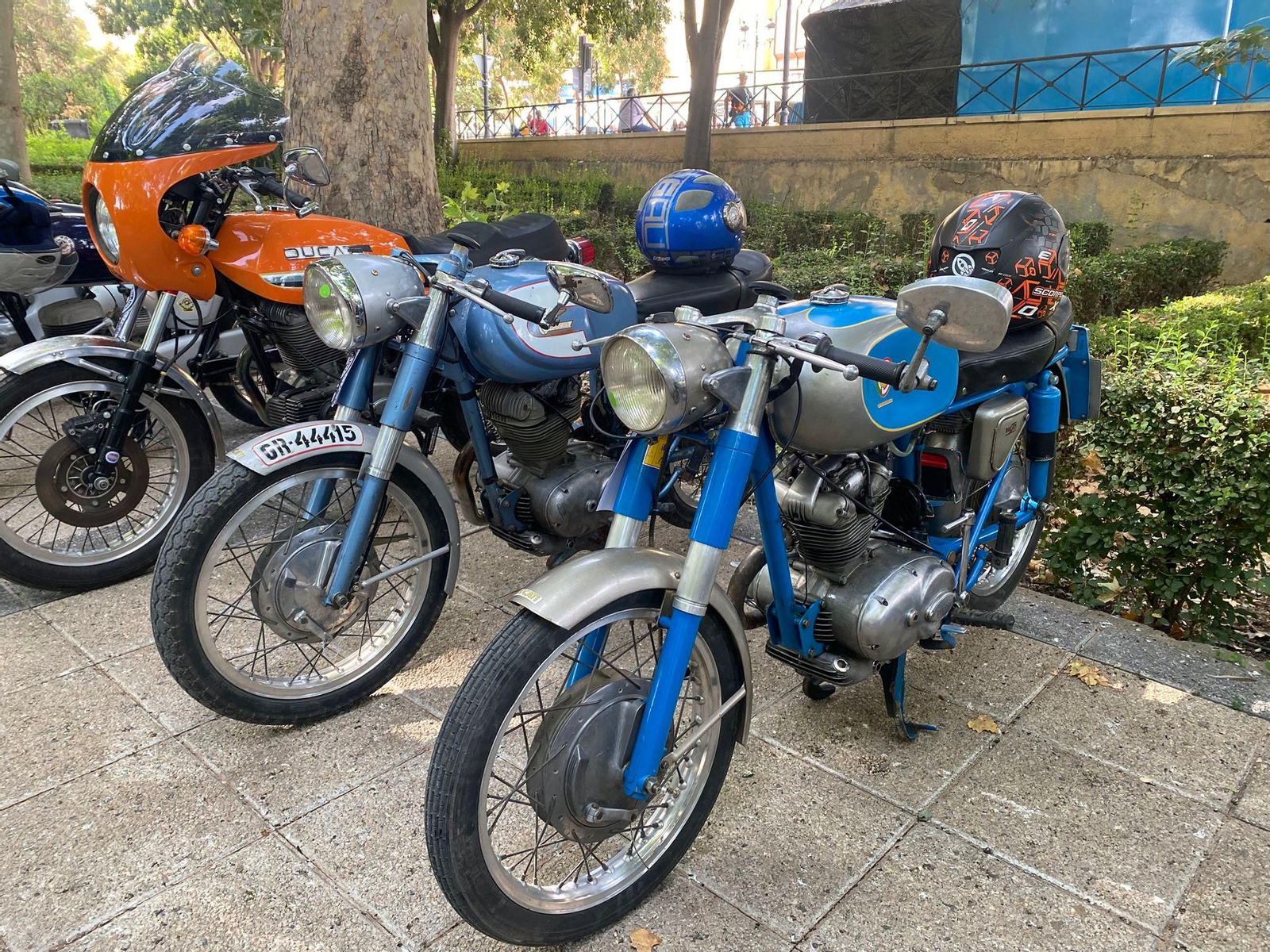 Las mejores imágenes de la XXVII Concentración de Motos de Época Ciudad de Guadix