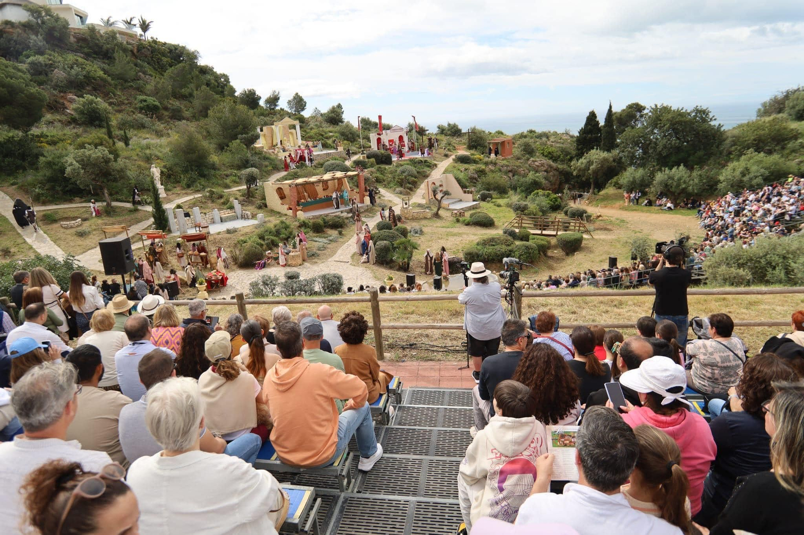 El Nazareno el Jueves Santo en Benalmádena Pueblo, en imágenes