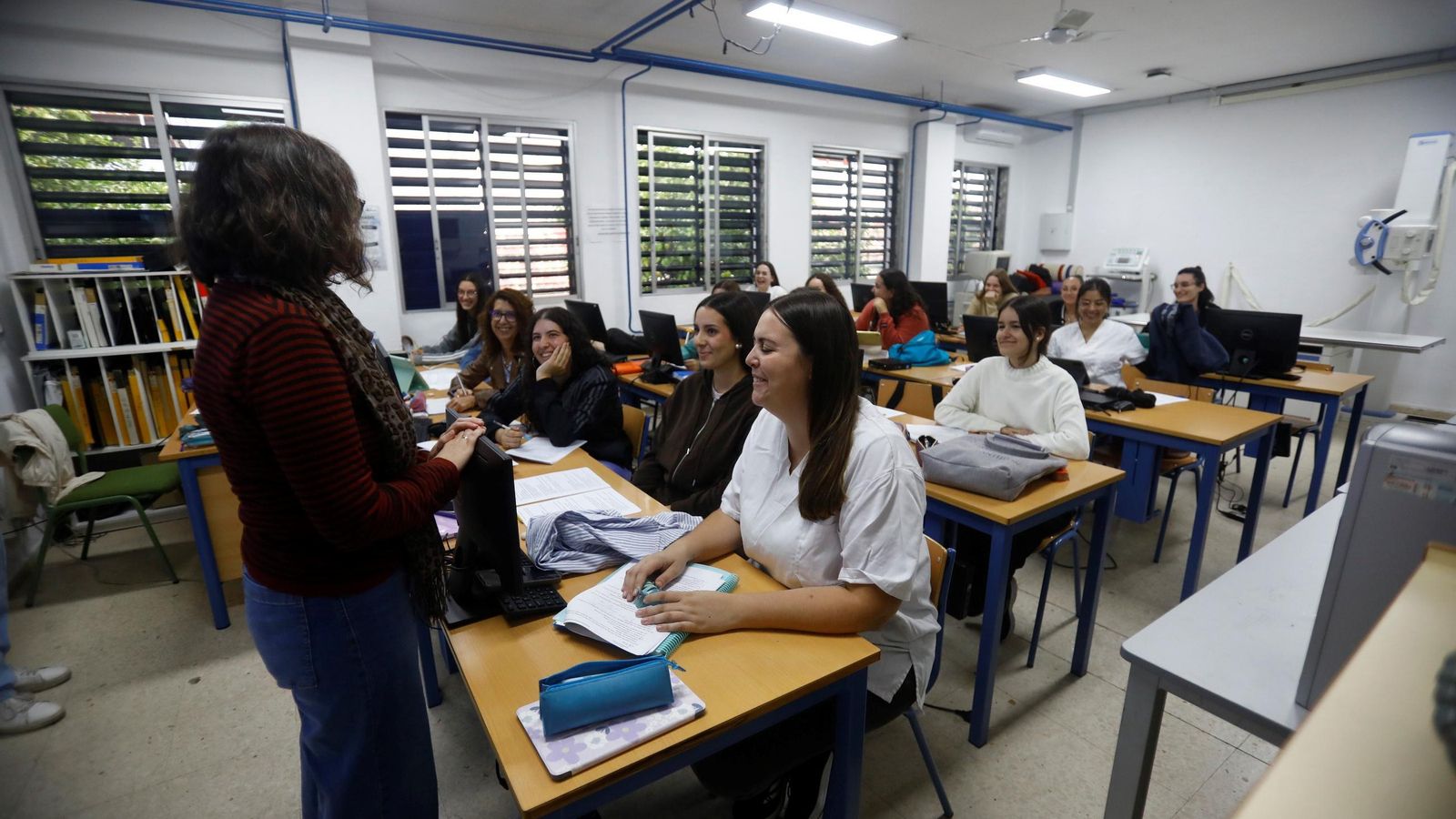 Alumnos durante una clase en el instituto San Álvaro.