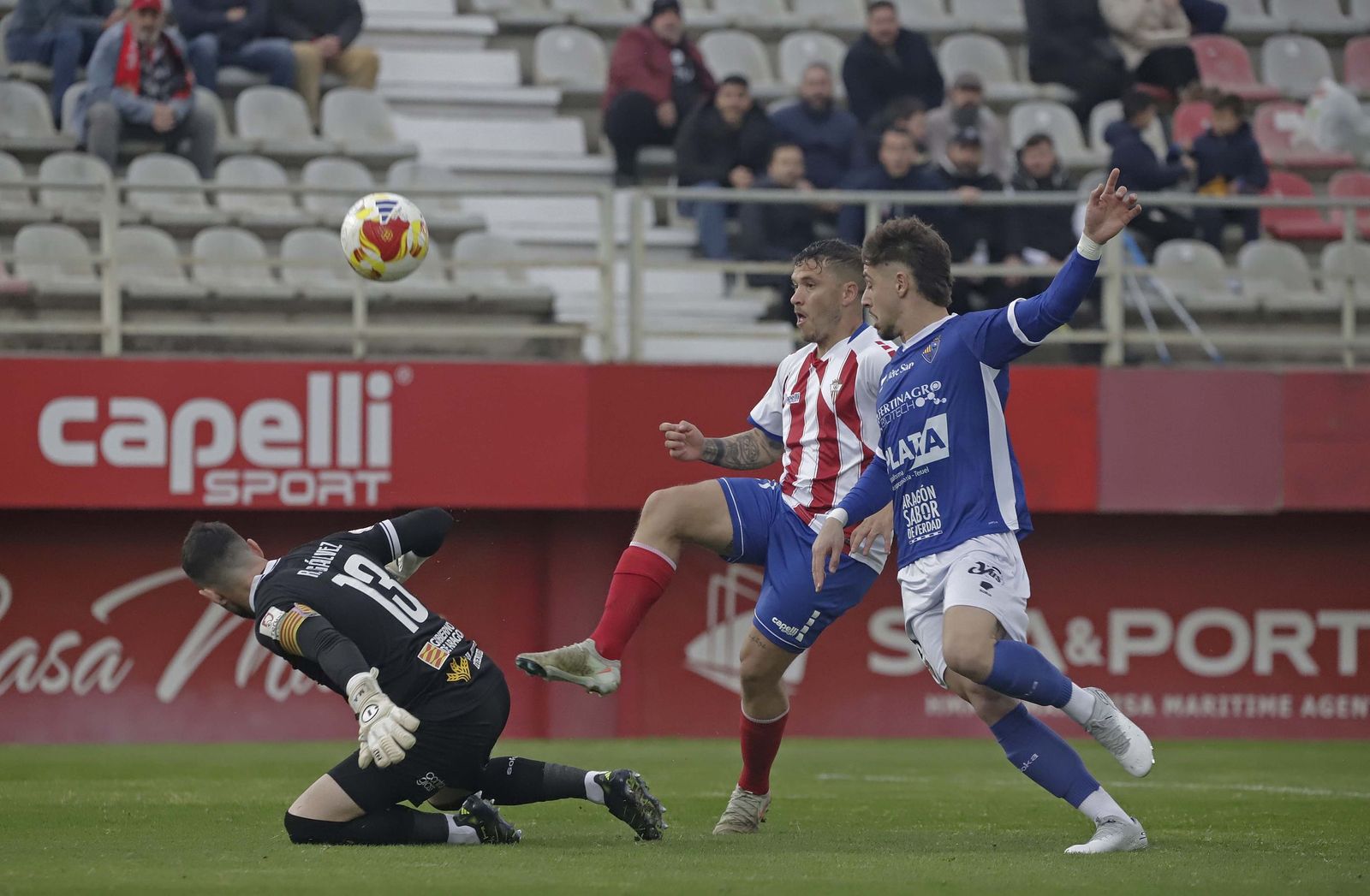 Las mejores fotos del Algeciras - Teruel de Primera Federación