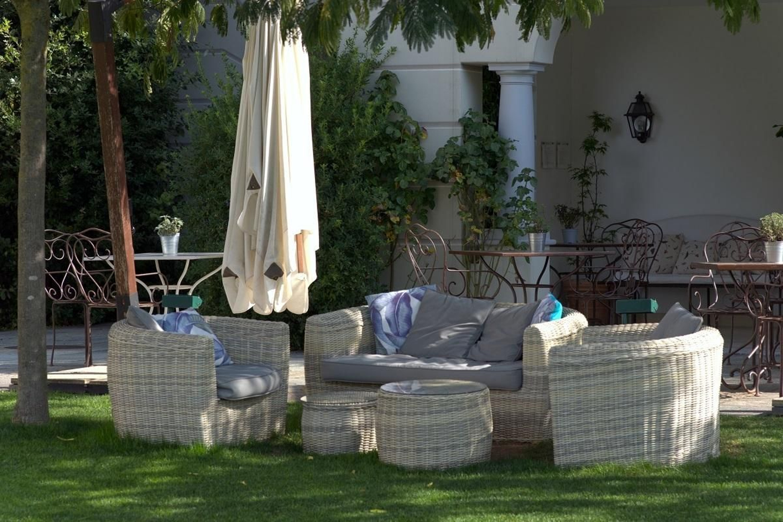 Las 10 mejores sombrillas para terraza del 2023