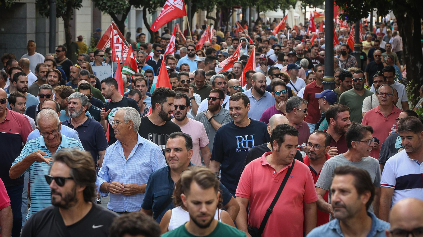 Manifestación de trabajadores de la Vid para pedir un convenio digno