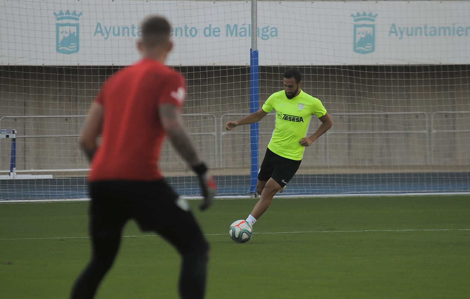 Las fotos del entrenamiento del Málaga CF tras la tormenta