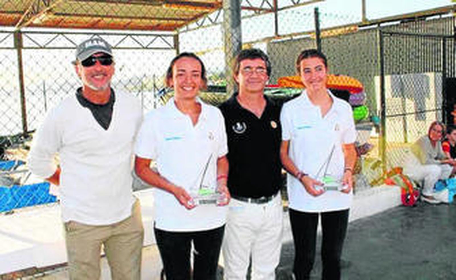 Mercedes Máñez y Marta Garrido demostraron su calidad en la prueba celebrada en aguas malagueñas.