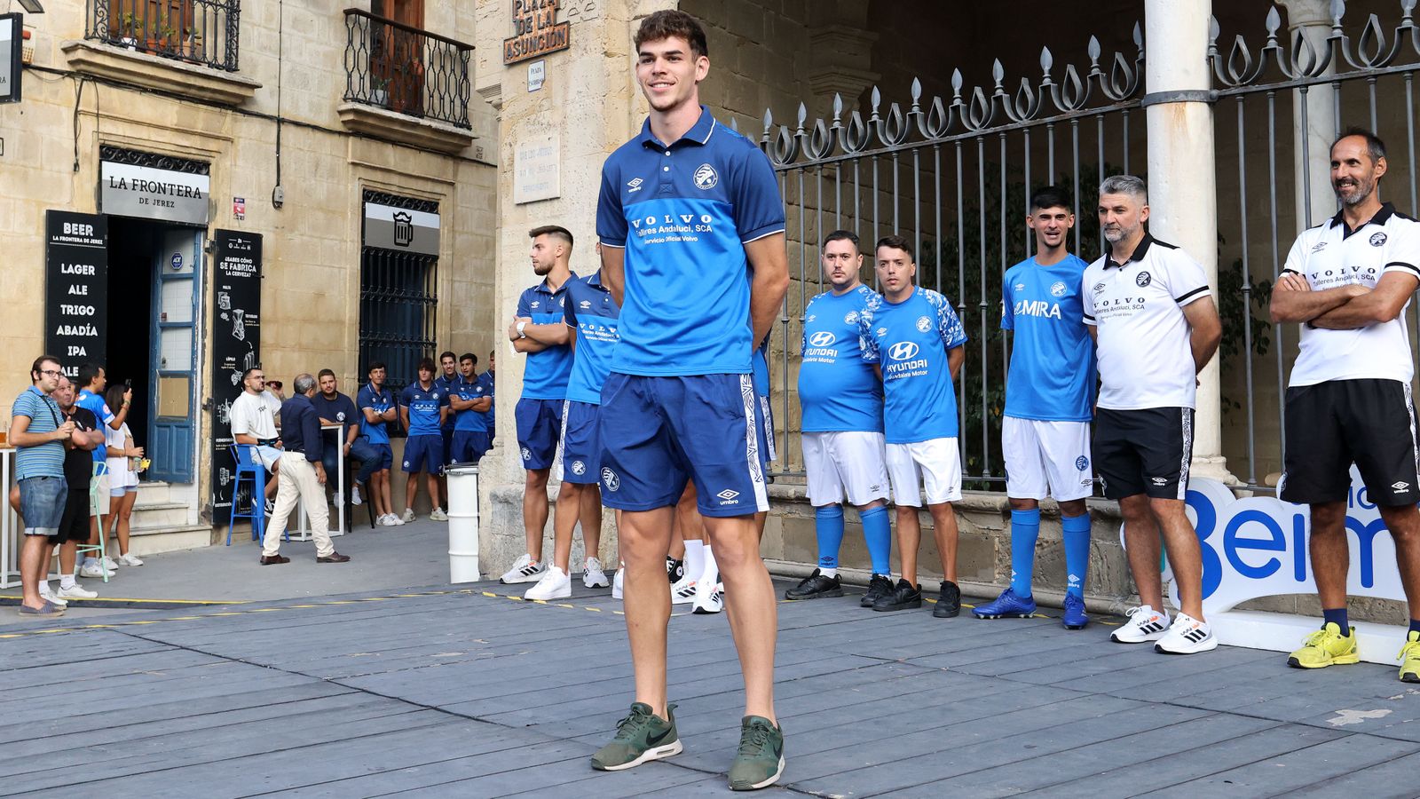 Presentación nuevas equipaciones del Xerez DFC 23-24