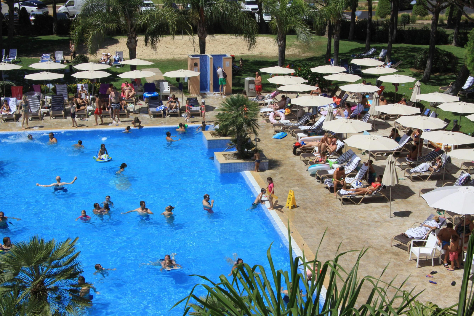 Uno de los hoteles de Novo Sancti Petri, en una imagen de archivo.