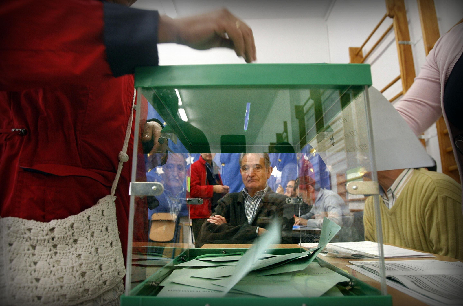 En Granada se ponen en juego 13 escaños.