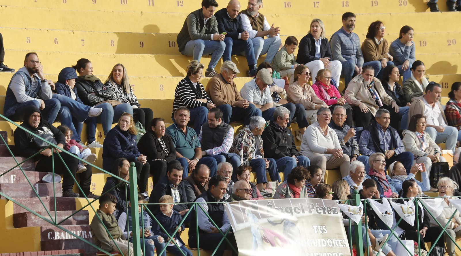 Las fotos de la novillada final de las escuelas taurinas de Cádiz, en La Línea