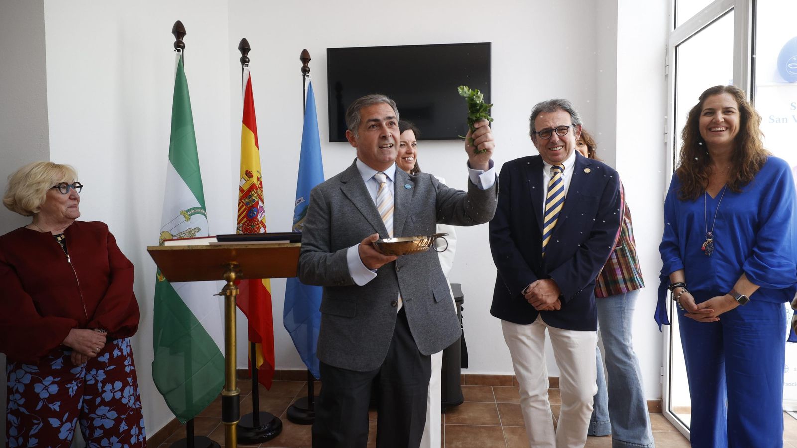Bendición del nuevo comedor del albergue Federico Ozanam en San Fernando.