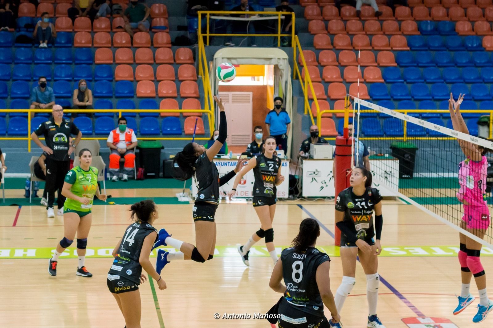 Una imagen del partido en Haro.