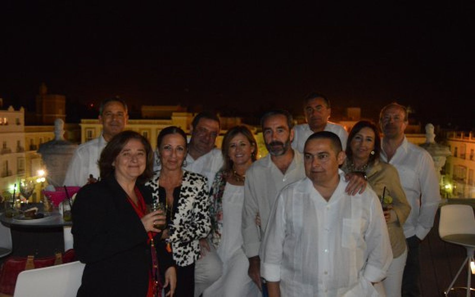 María Valverde, Anabel Jiménez, Ricardo Hernández, Anabel Balboa, José Antonio Iglesias, Enrique Treviño, Ana Villagomez, Angel Núñez y Juan Carlos Campo.

Foto: Ignacio Casas de Ciria