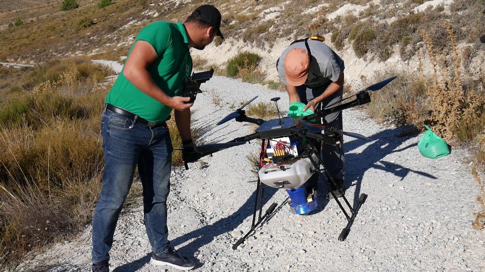 Una vez más, la siembra se ha mecanizado con las nuevas tecnologías.