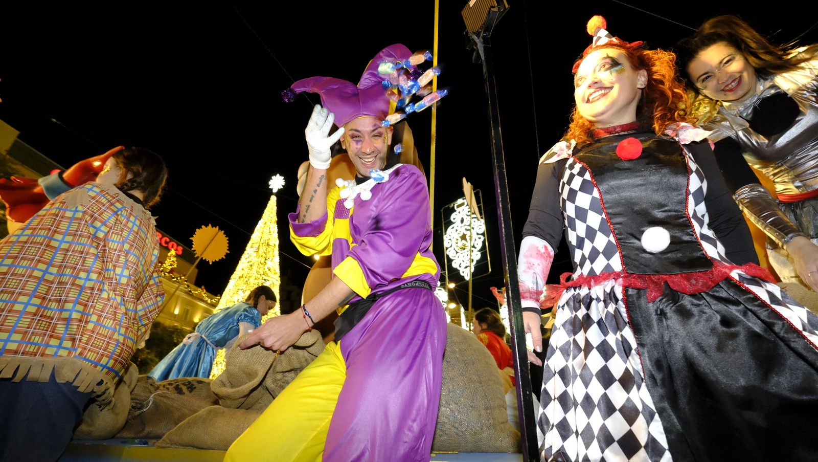 Fotogalería de la Cabalgata de Reyes Magos en Almería
