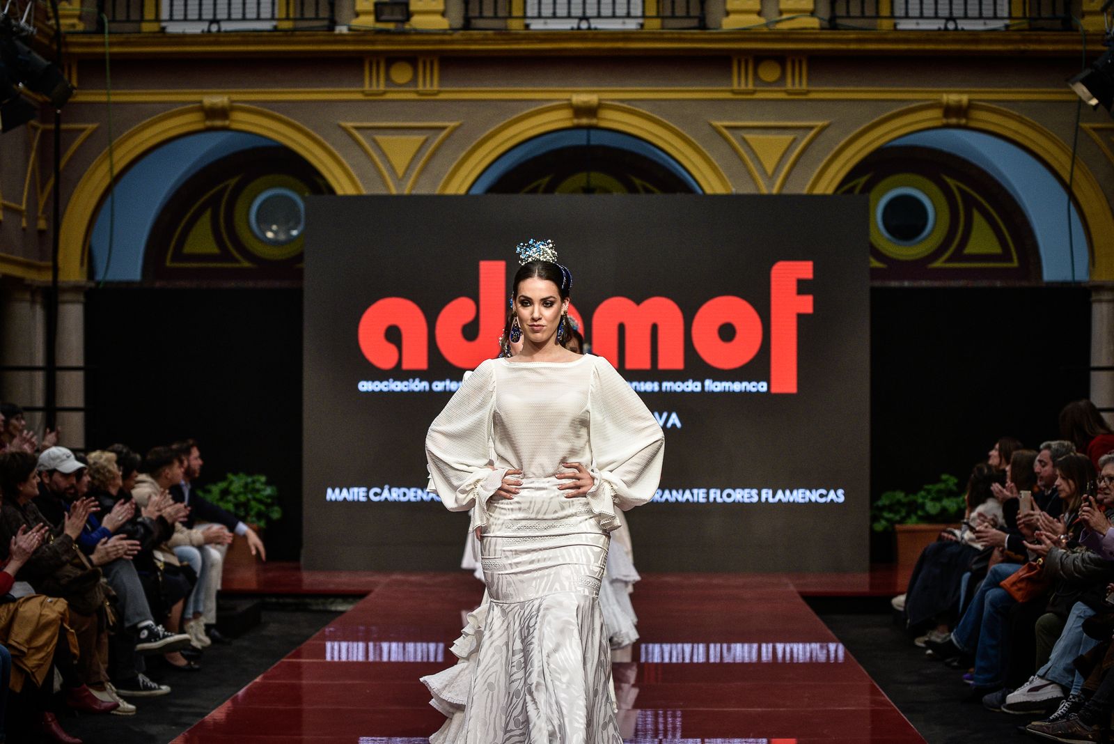 Imágenes de la inauguración de la Pasarela Flamenca en el patio del Ayuntamiento