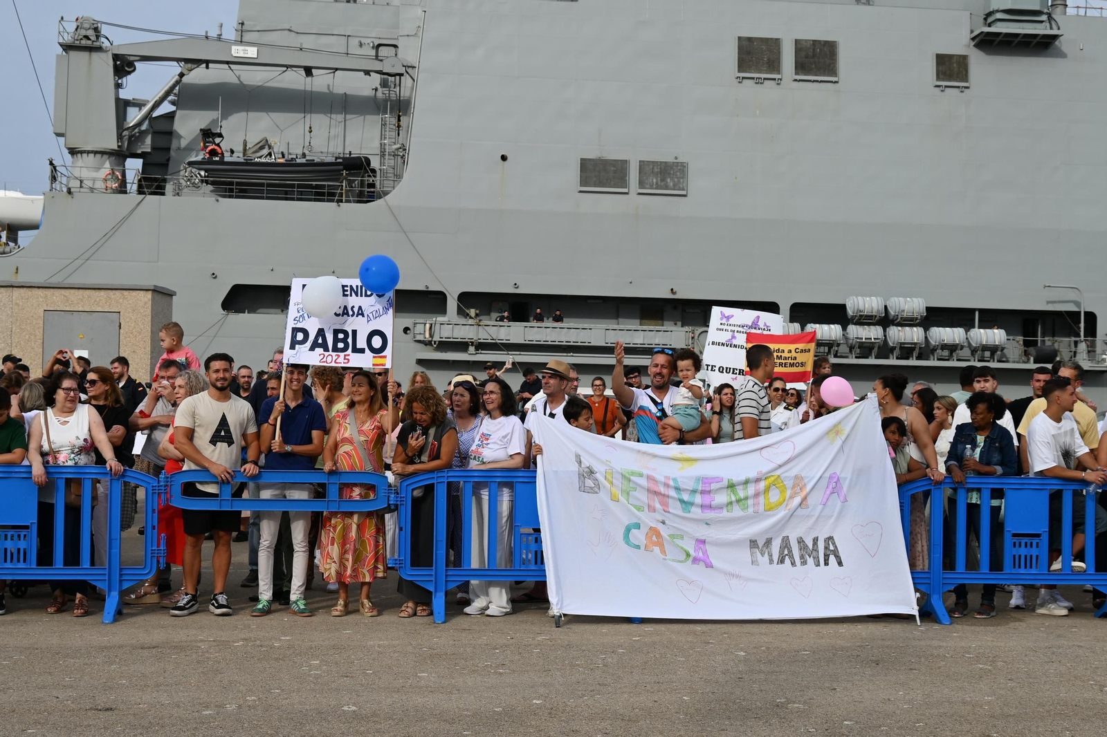 La fragata 'Reina Sofía' llega a la Base de Rota