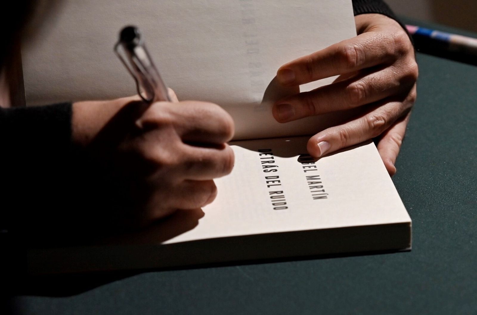 La firma de libros de Ángel Martín en Córdoba, en imágenes