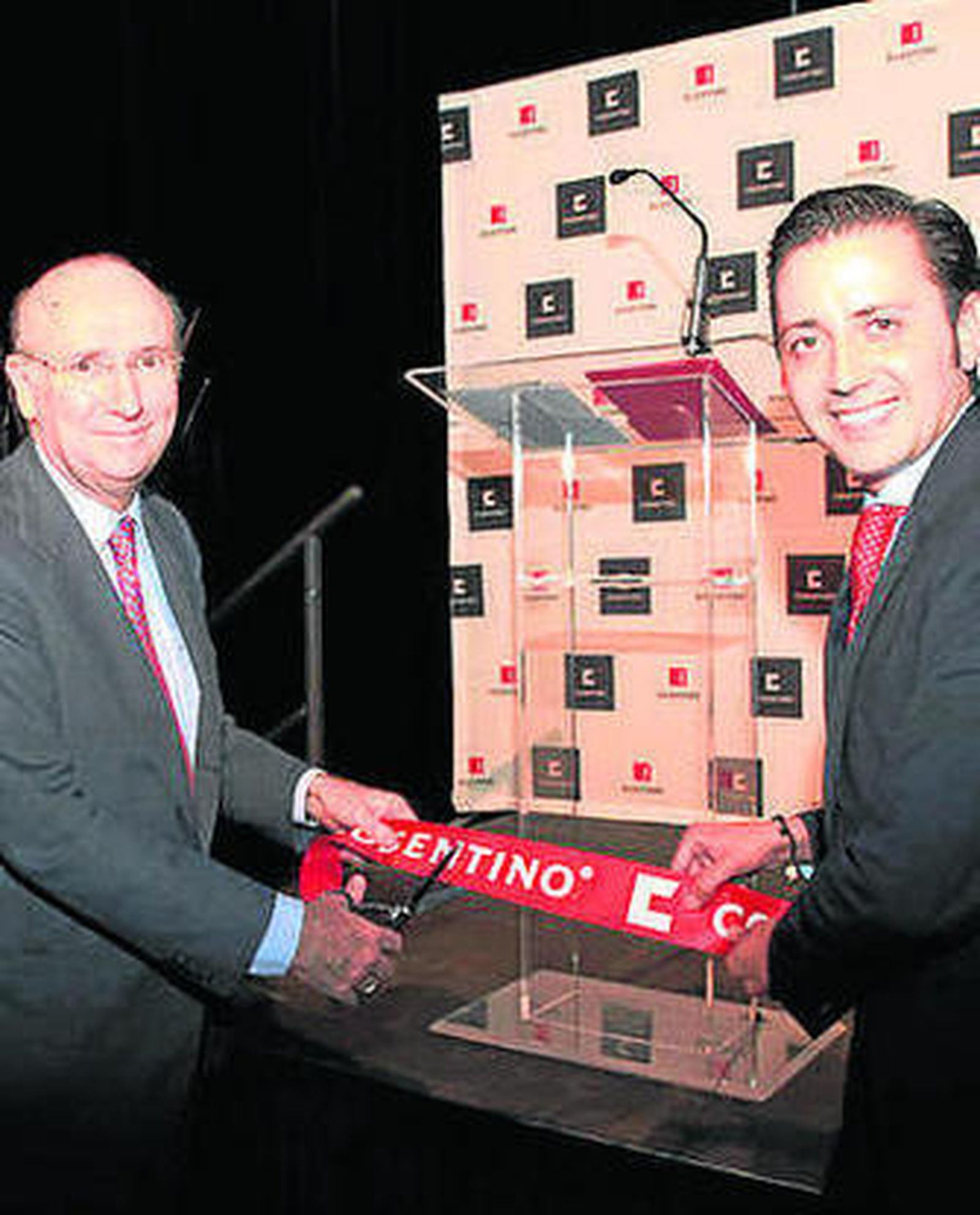 Martínez-Cosentino y Merry del Val.