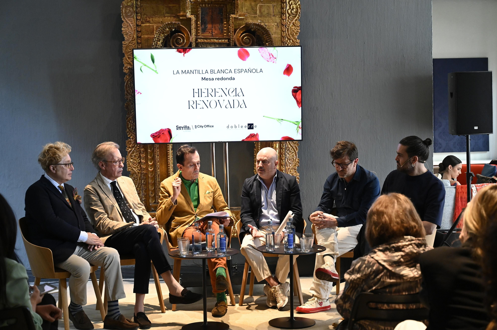 La revisión de la mantilla blanca, todas las imágenes