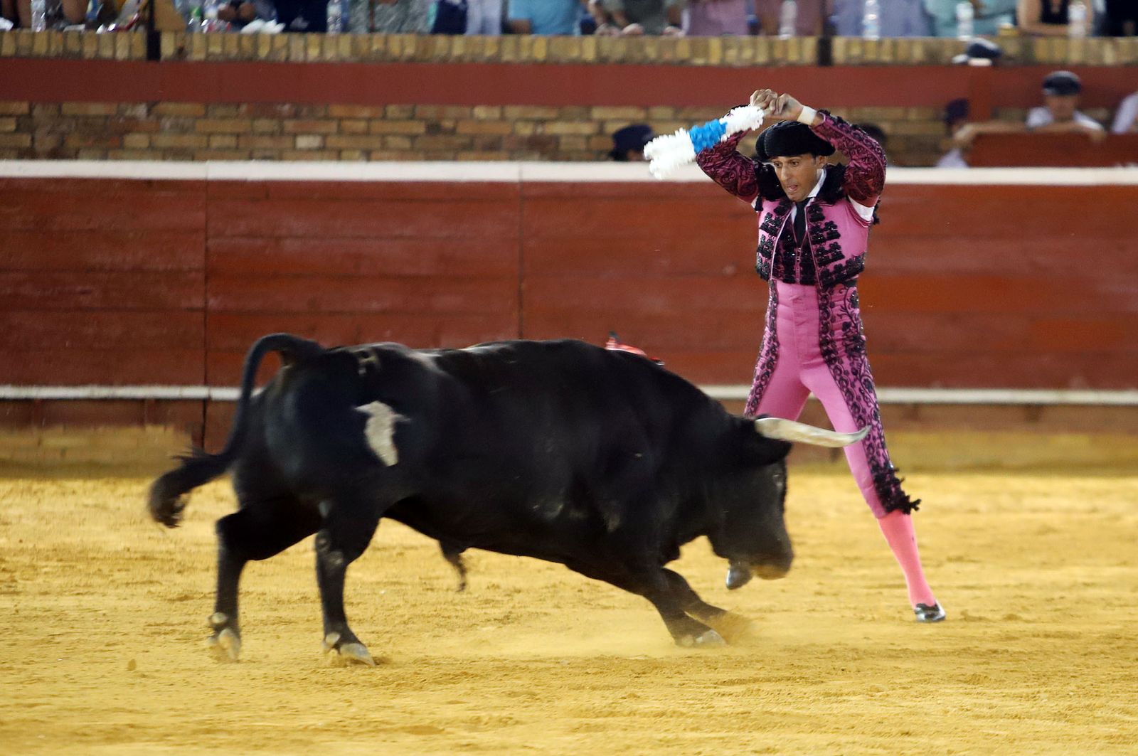 Colombinas 2023: Corrida de Toros de Sebastián Castella, Pablo Aguado y Emilio Silvera en La Merced, Huelva