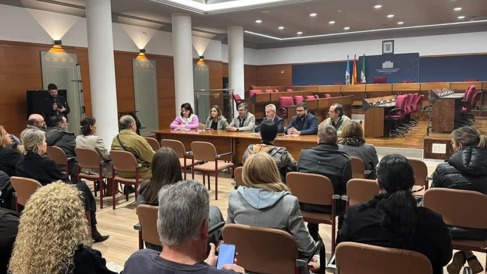Una de las reuniones que han mantenido para establecer las líneas de acción en la nueva temporada de cruceros