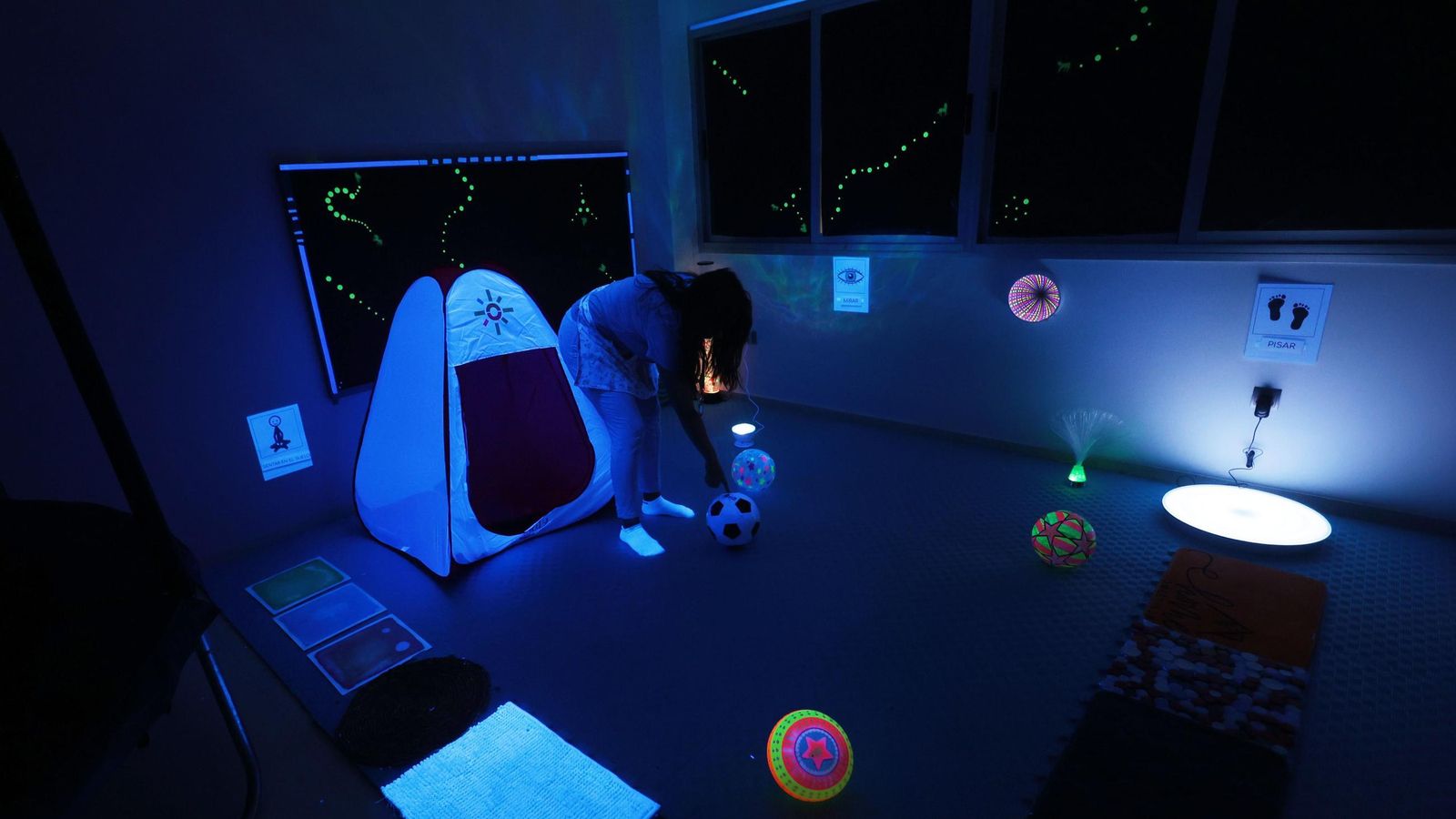 Una imagen del interior del aula multisensorial. Una imagen del interior del aula multisensorial.