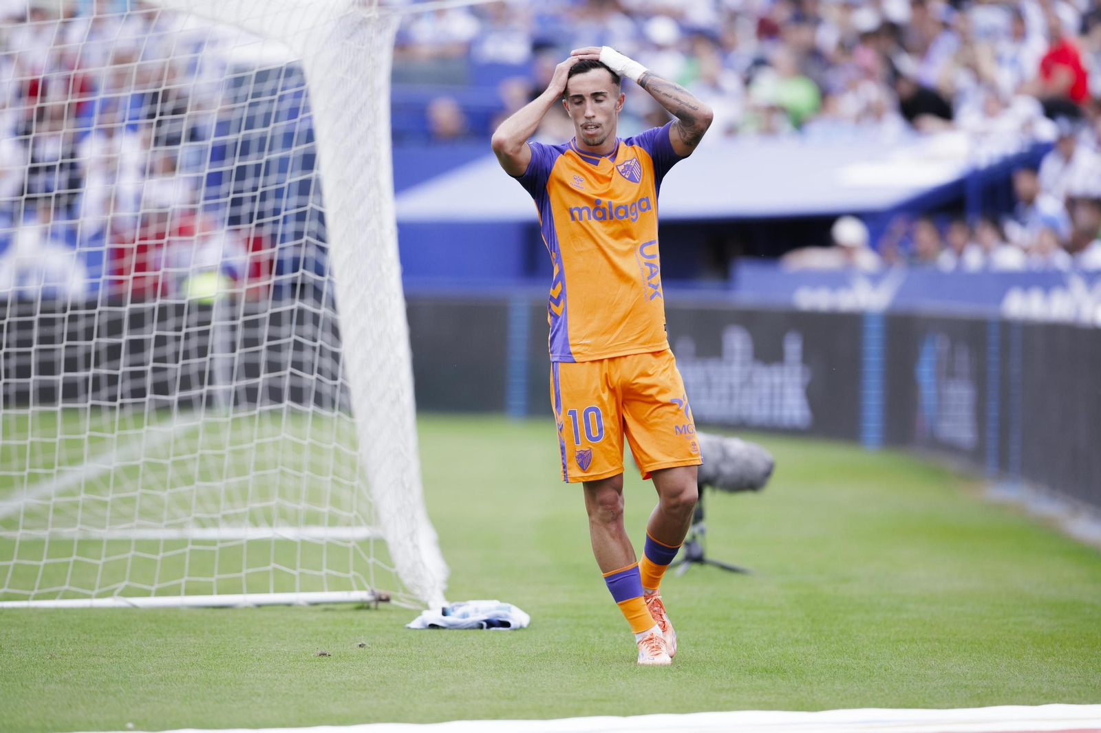 Larrubia se lleva las manos a la cabeza en Leganés