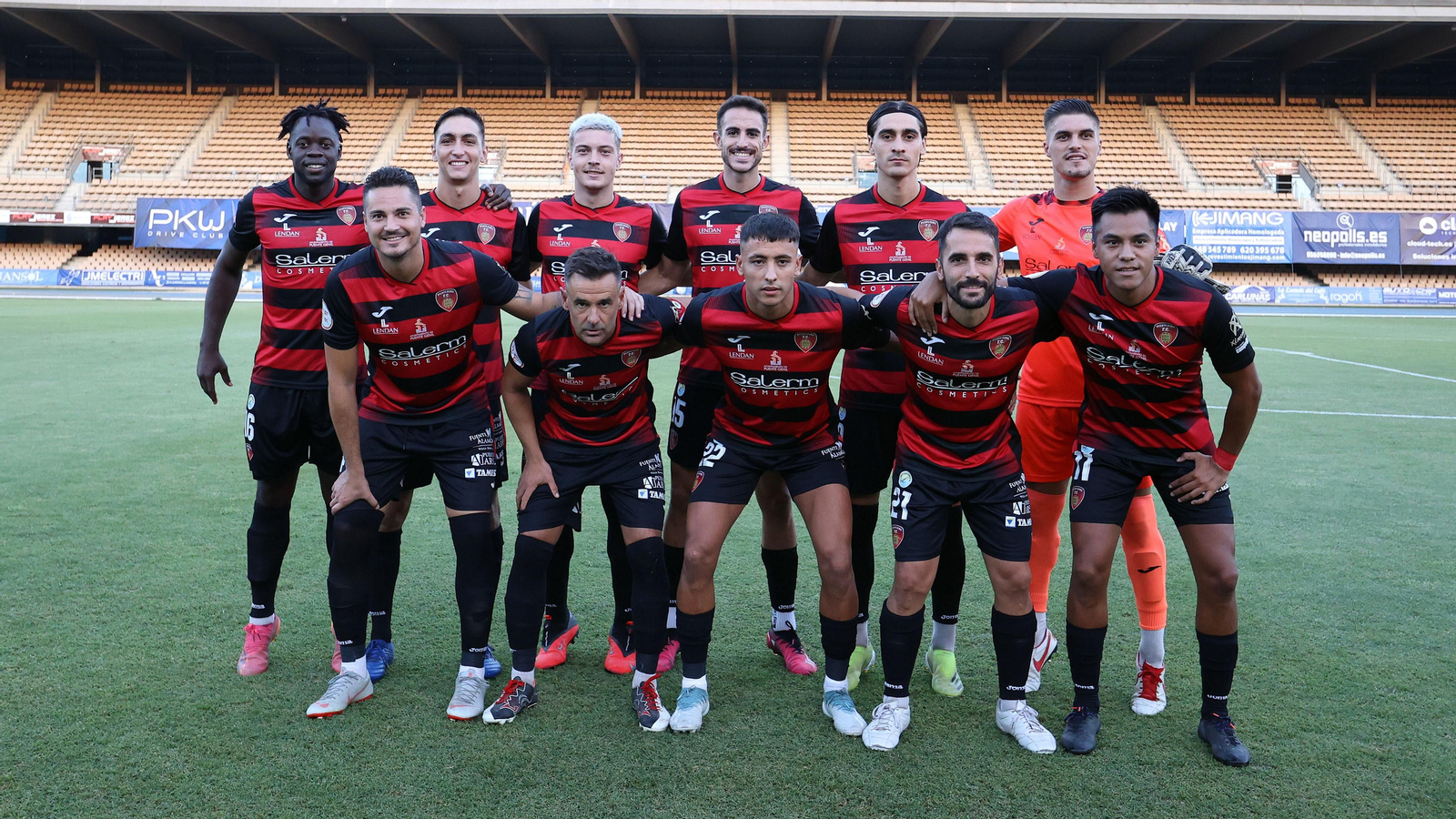 Partido entre Xerez CD - Salerm Puente Genil de la Copa RFAF en Chapín