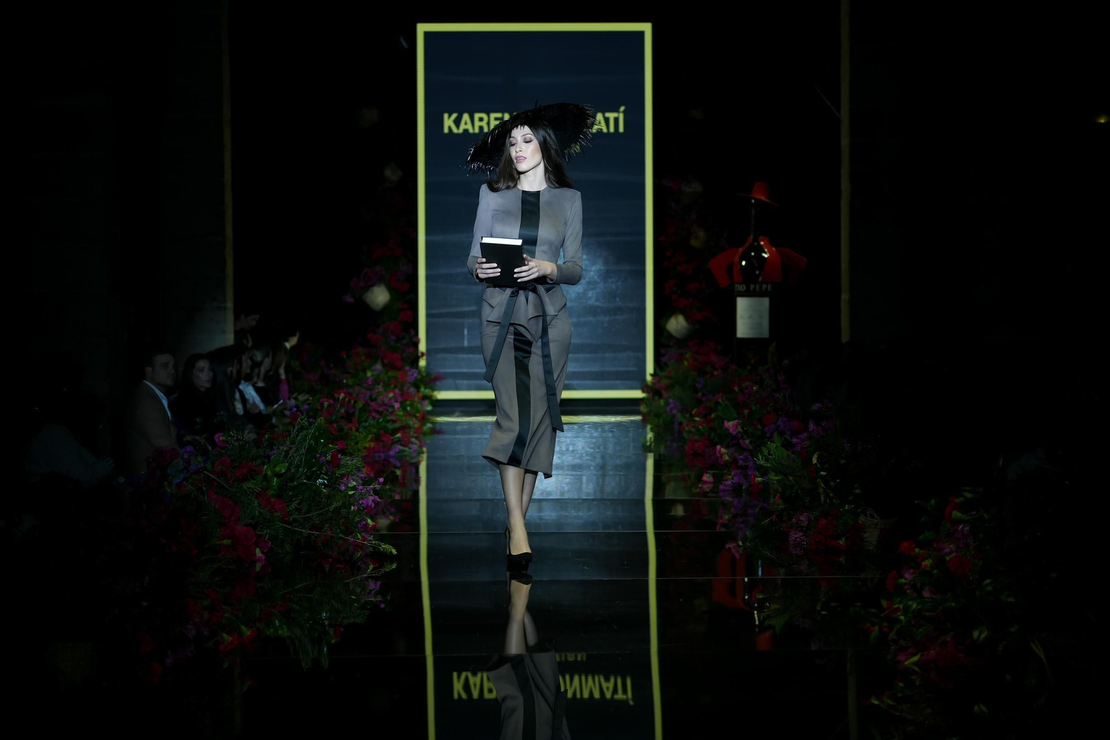 Desfile de Karen Bonmatí en la Pasarela Flamenca Tío Pepe Jerez 2024