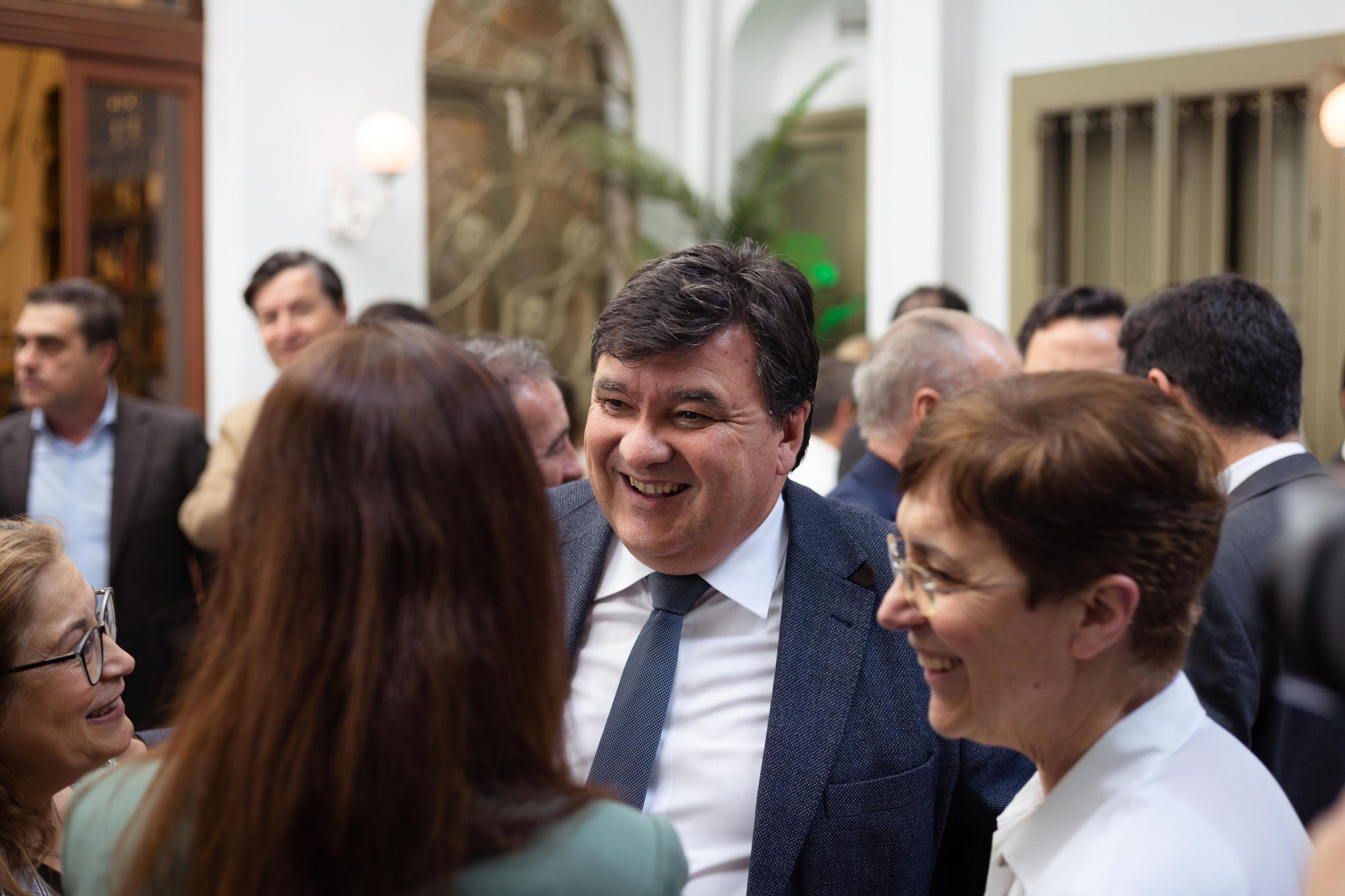 Imágenes de la presentación de la Guía de la Semana Santa de Huelva y su provincia 2023