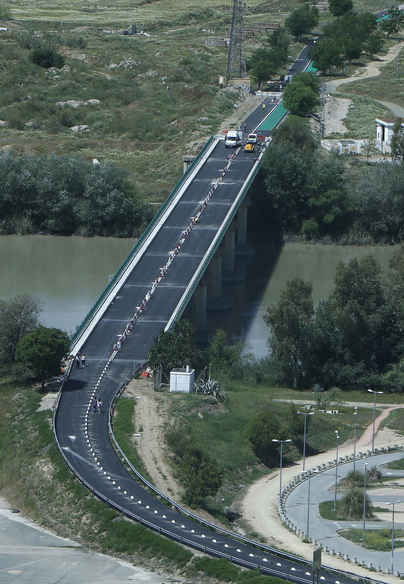 Imagen más amplia de la zona de obras entre Sevilla y Camas.