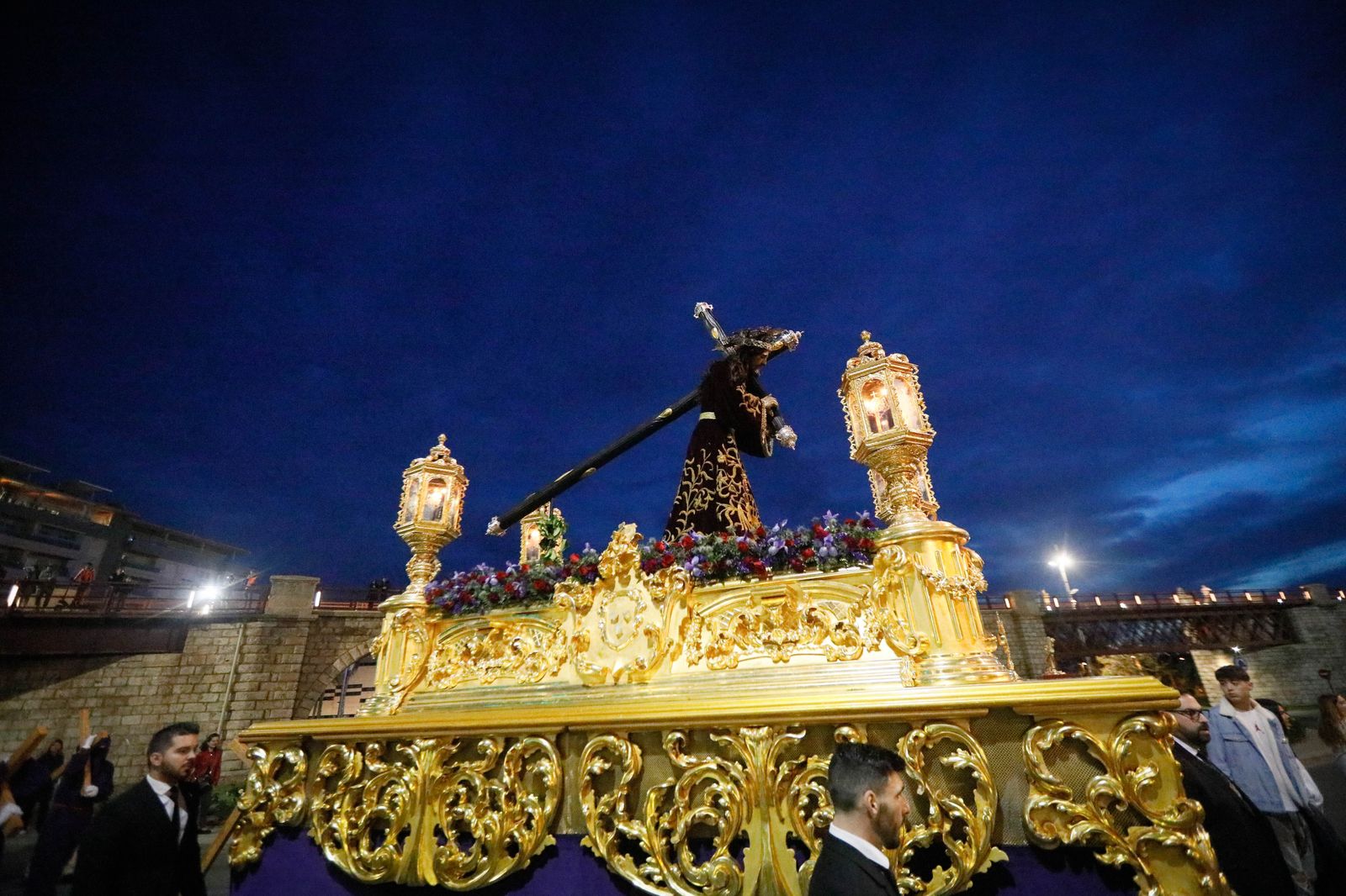 La procesión del Encuentro, en imágenes