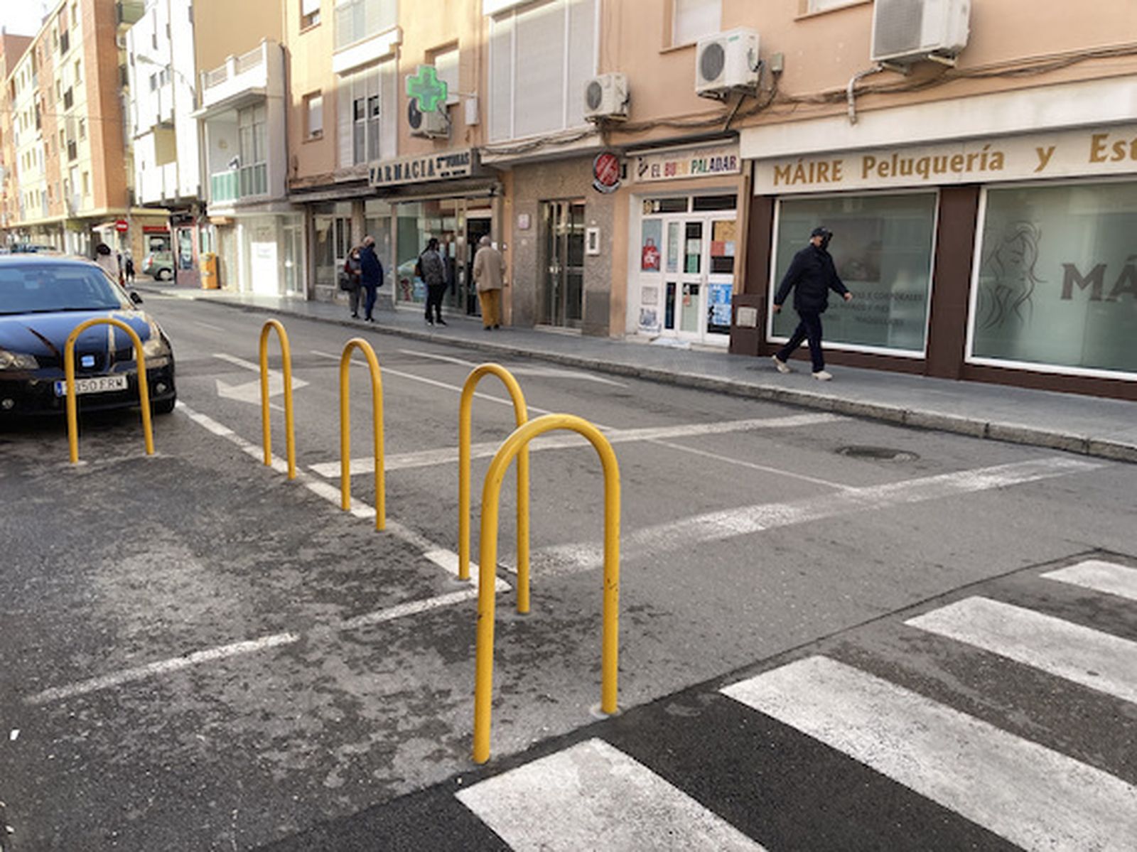 Así son los complicados accesos a los colegios de Cádiz