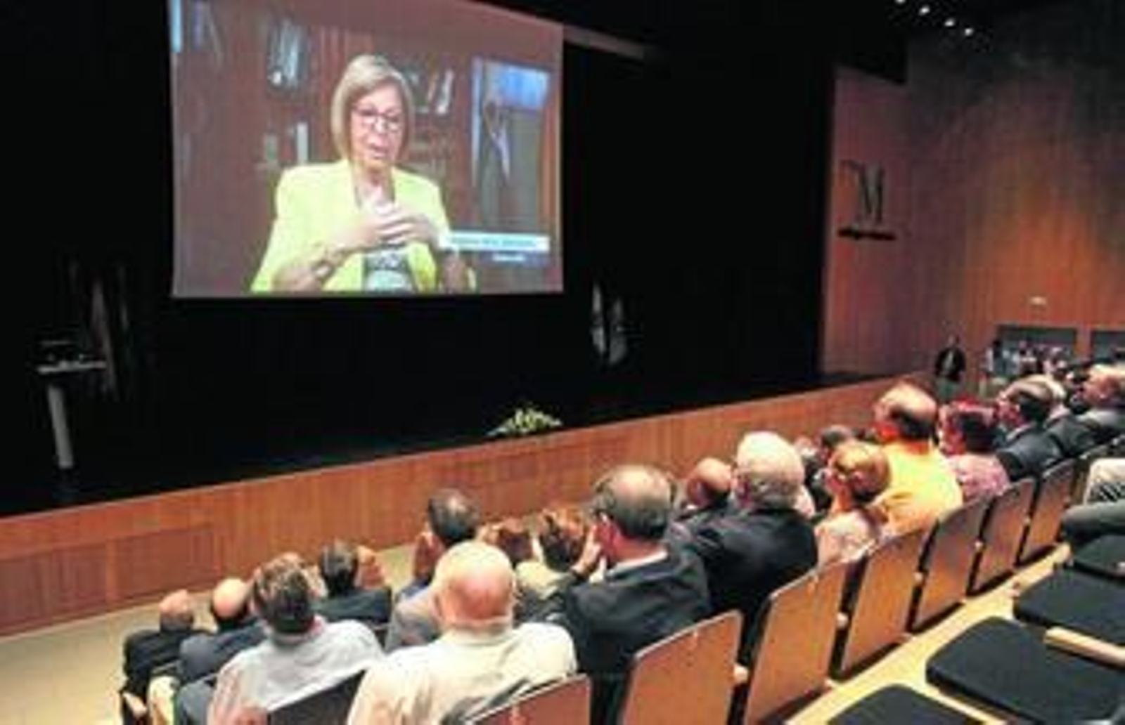 Aniversario entre recortes y mecenas