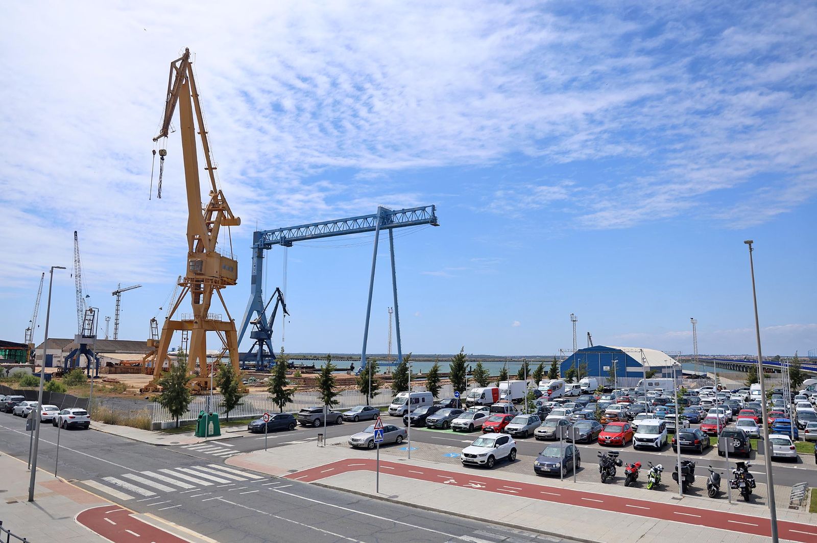 Imágenes del sábado 10 de mayo en Huelva