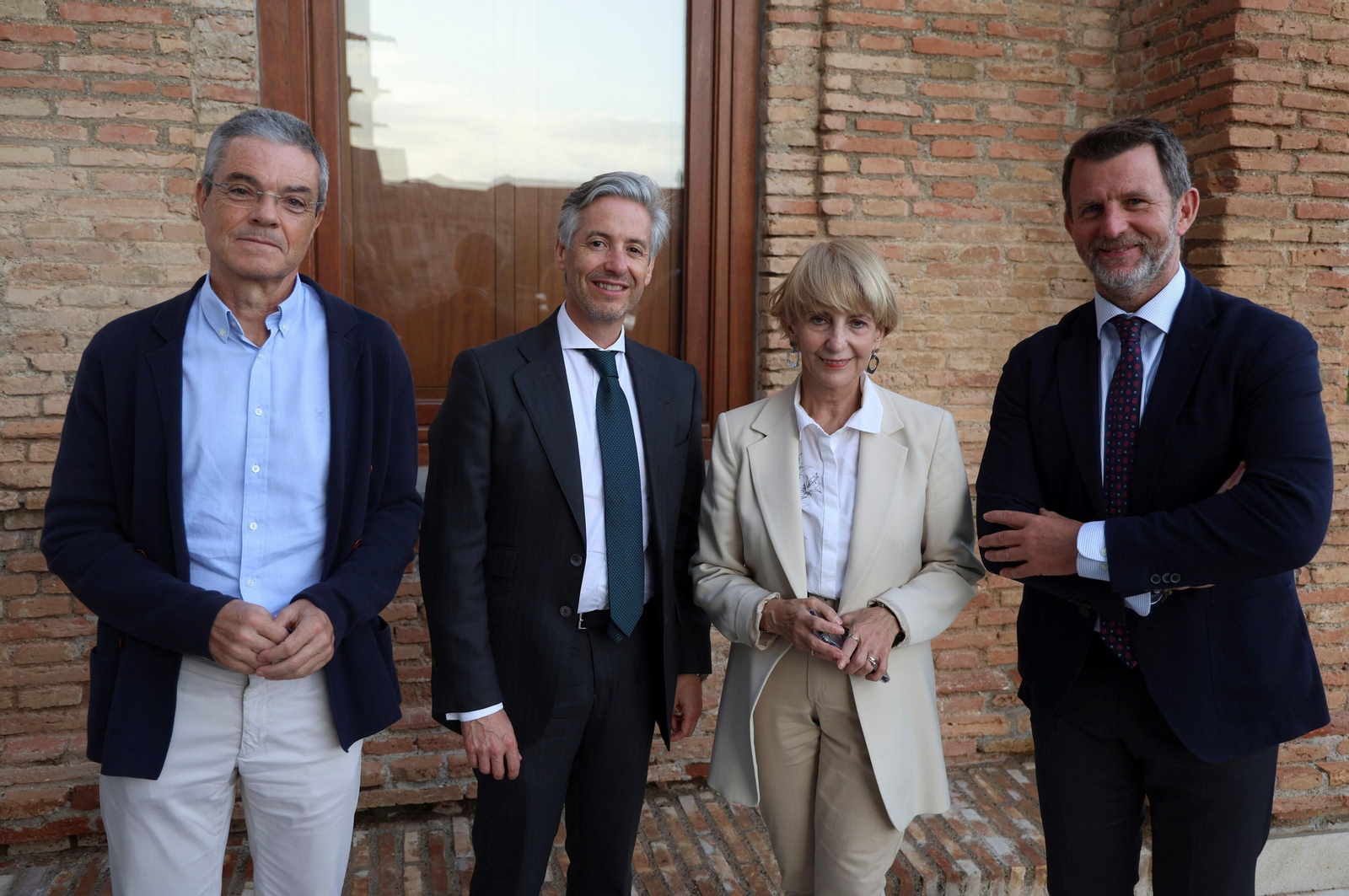 Perspectivas 2023 de BBVA y Grupo Joly, en imágenes