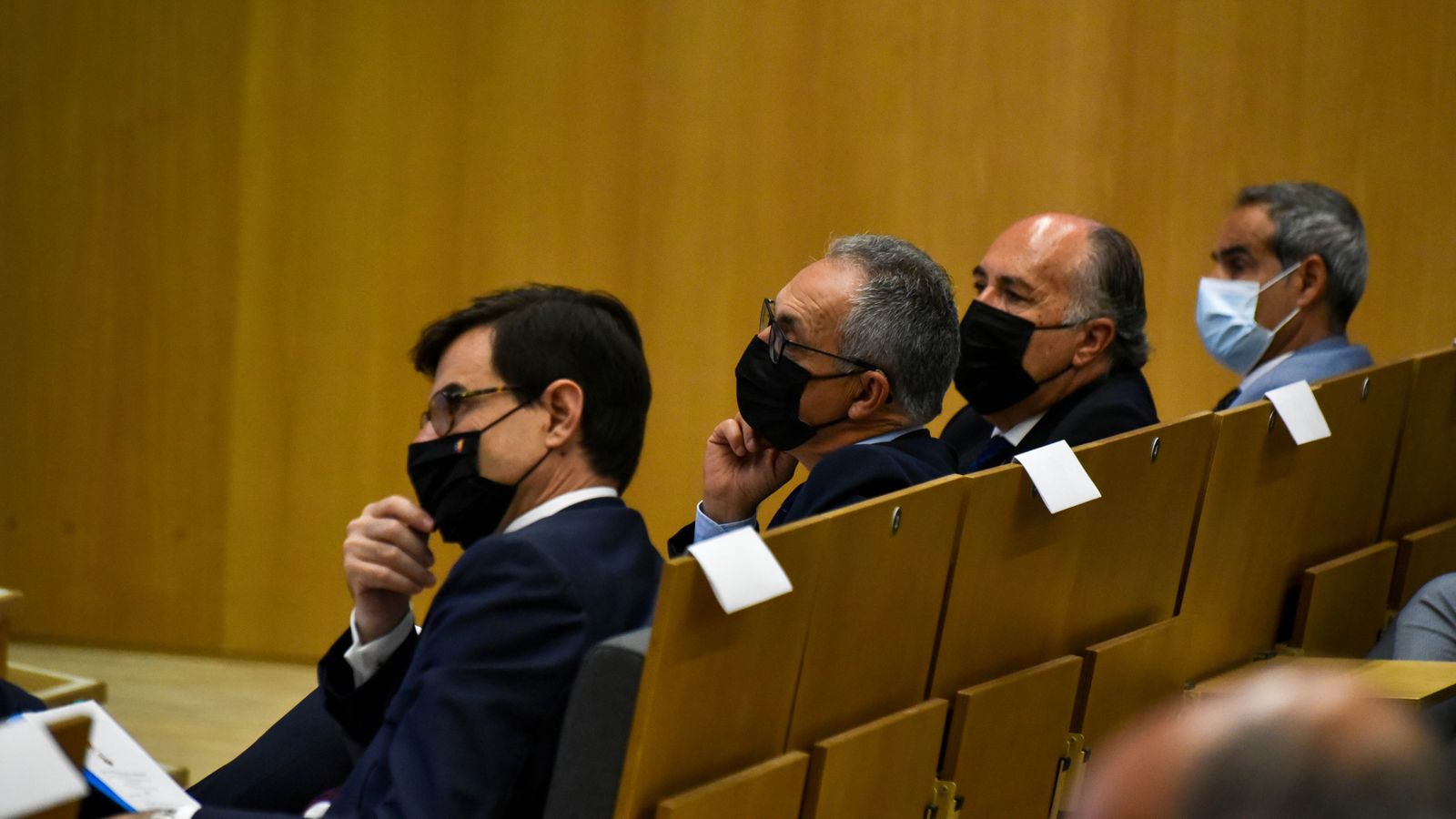 Fotos de la reunión del secretario de estado para la UE y los aalcaldes del Campo de Gibraltar