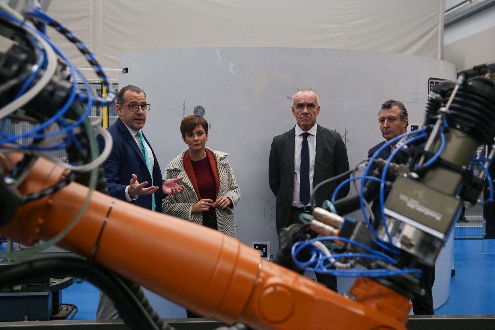 Visita de Muñoz y Rodríguez a dos empresas radicadas en el Parque Tecnológico Aeroespacial de Andalucía Aerópolis.