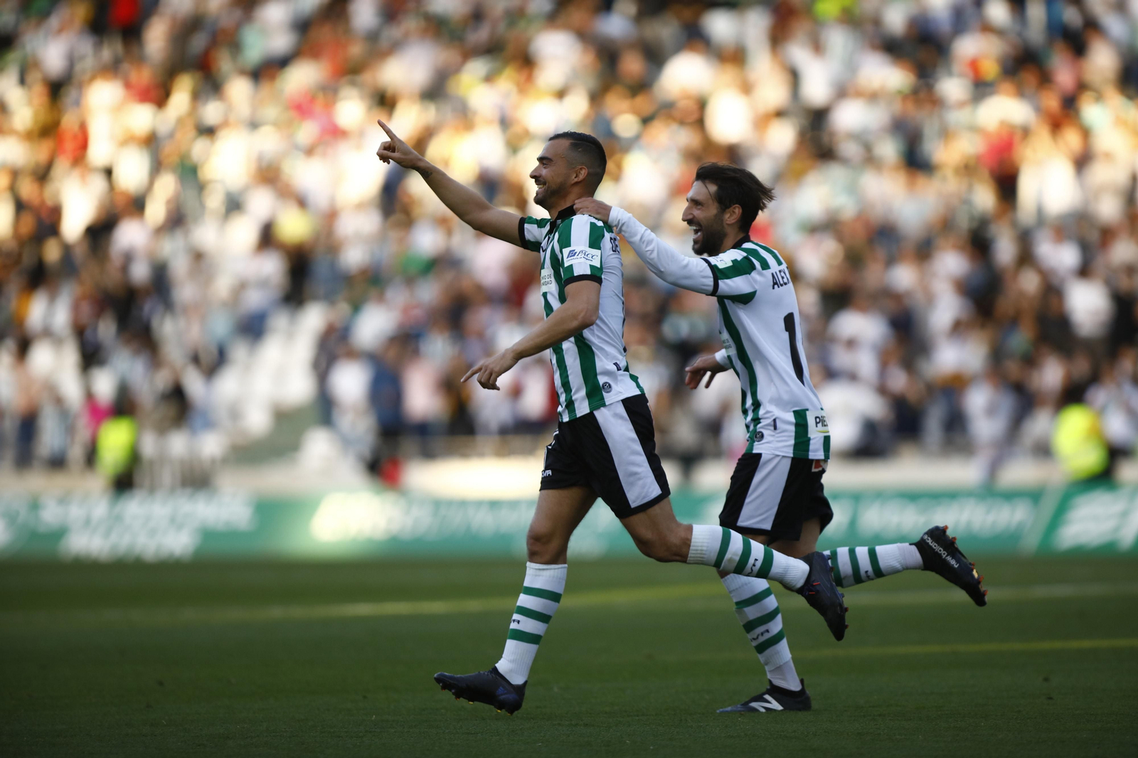 Las imágenes del triunfo del Córdoba CF ante el Villanovense