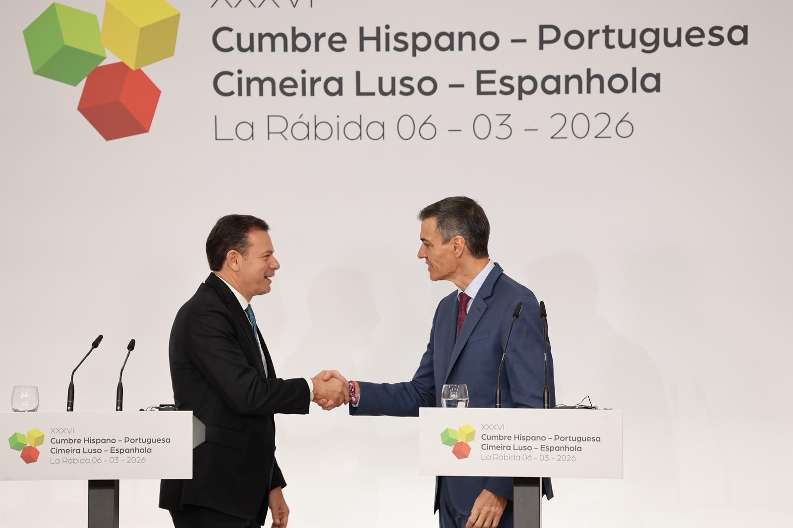 Luis Montenegro y Pedro Sánchez en la XXXVI Cumbre Hispano-Portuguesa.