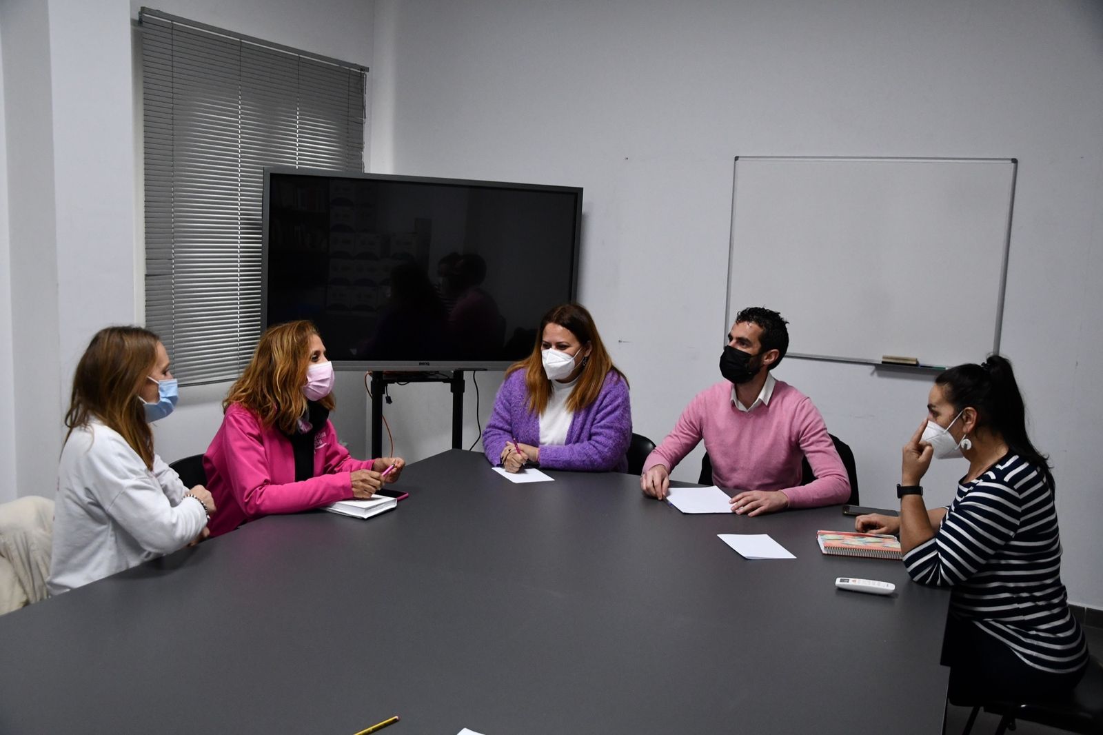 La reunión entre el Ayuntamiento de San Roque y Bandera Rosa.