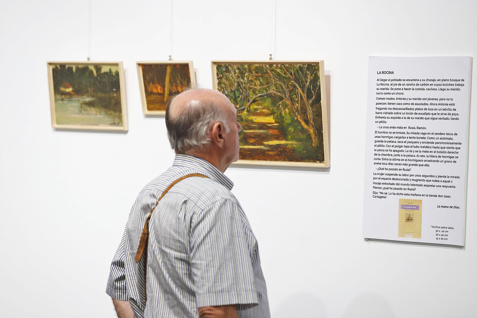 Imágenes de la inauguración de la exposición 'Pasajes y Paisajes de Doñana' de Juan VIlla
