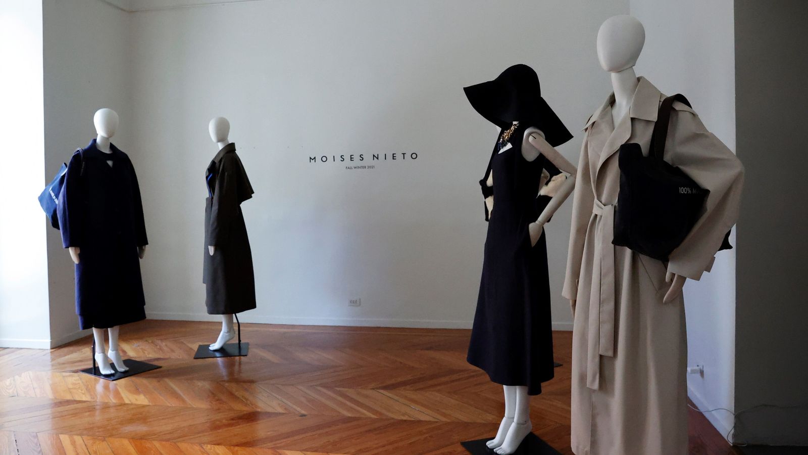 Panorámica de la presentación de Moisés Nieto.