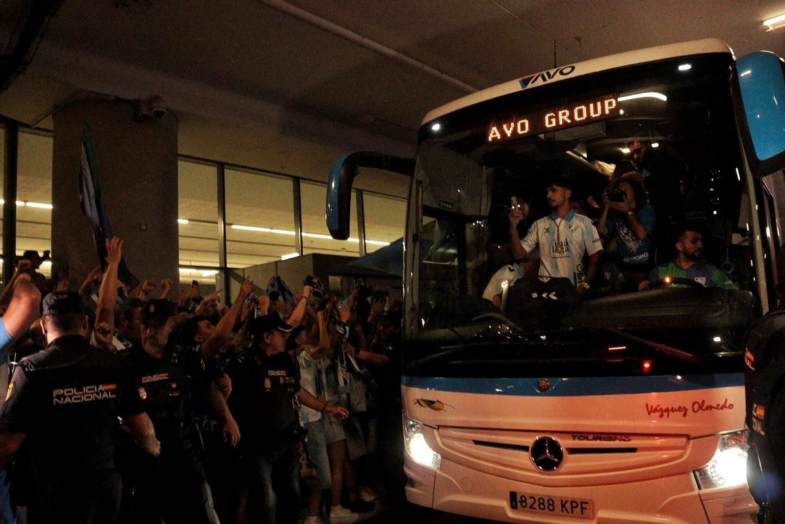 La madrugada interminable con la que Málaga celebró el ascenso