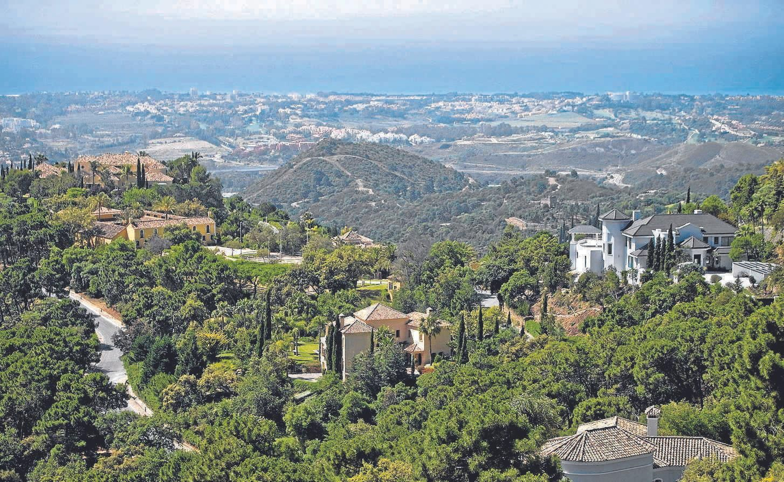 Vista aérea de Benahavís.