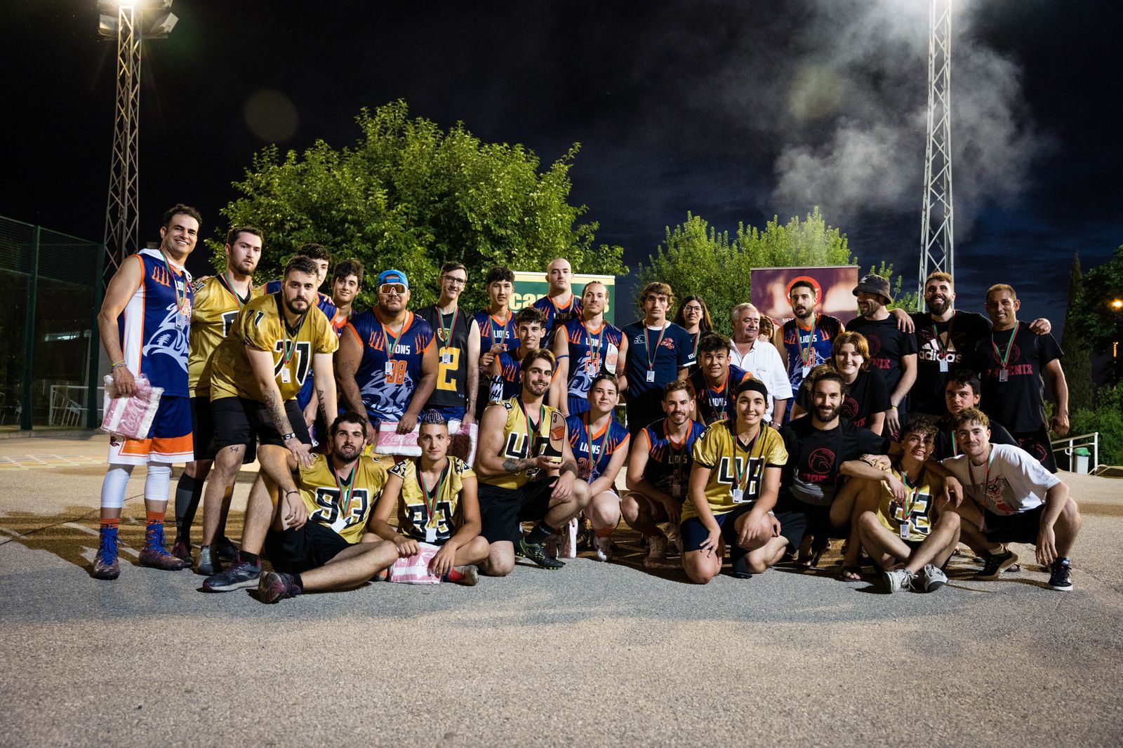 Foto de los integrantes de los distintos equipos participantes.