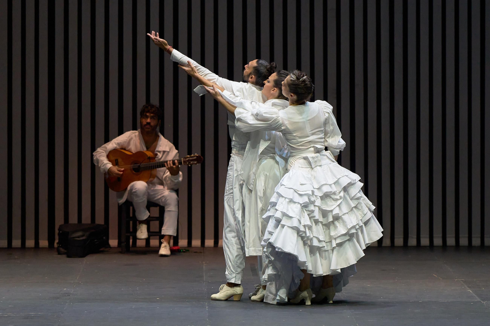 José Acedo, Eduardo Guerreo, Julia Acosta y Sara Jiménez, en el Maestranza.