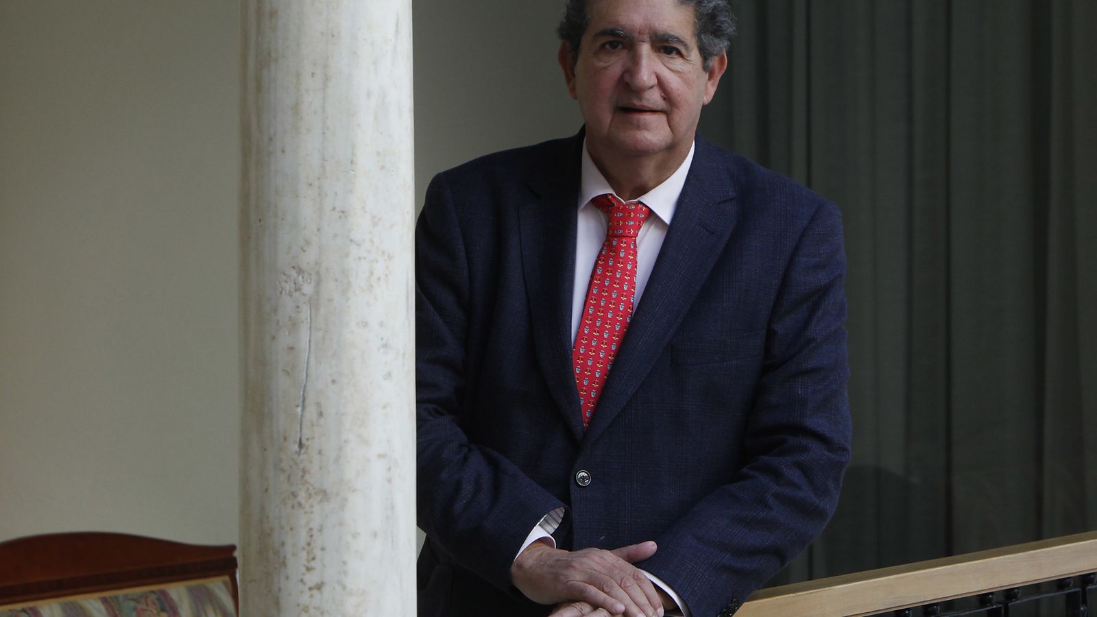 José Joaquín Gallardo posa en el colegio de Abogados antes del inicio de la entrevista.