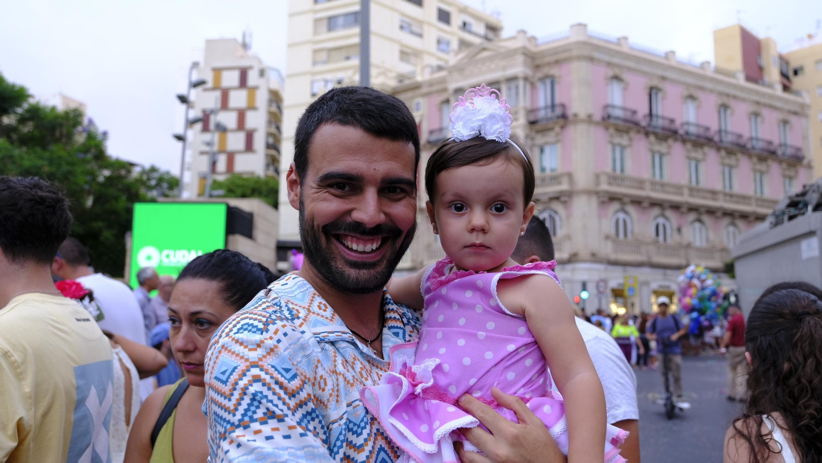 Las mejores imágenes de la Batalla de Flores de Almería