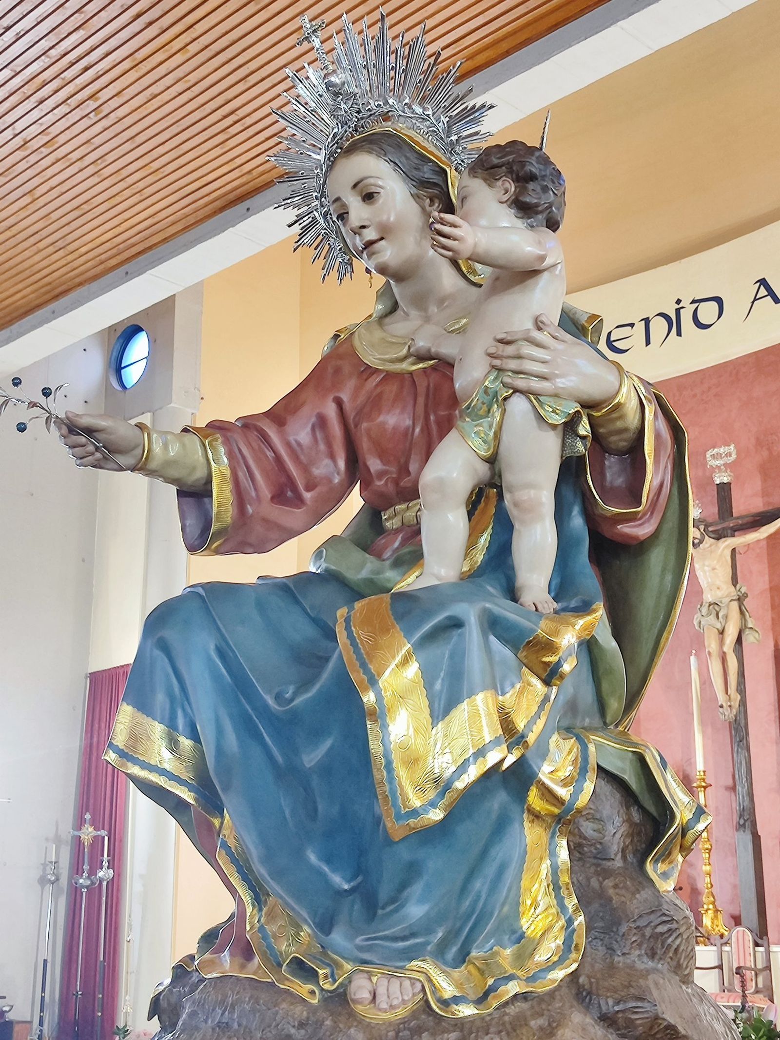 Perfil izquierdo de esta nueva imagen